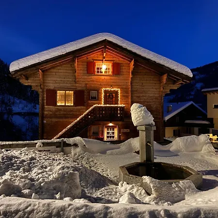 アパート Bambi Auf 1400 M Nahe Arosa