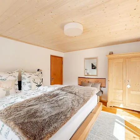 Bambi Auf 1400 M Nahe Arosa Apartman