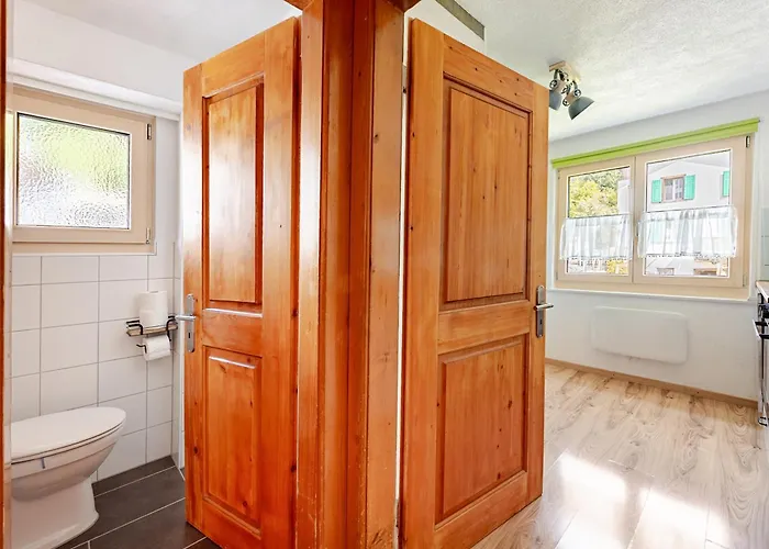 Bambi Auf 1400 M Nahe Arosa Daire Peist