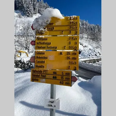 Bambi Auf 1400 M Nahe Arosa Appartamento Peist